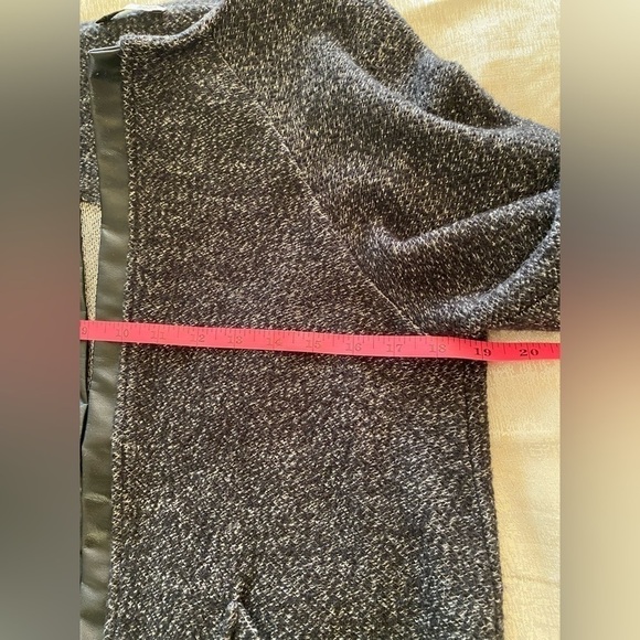 Zara Women’s Open Front Tweed Jacket Faux Leather Trim Gray Size M - Picture 9 of 12